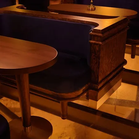 Shining Star Hotel 4*