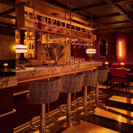 Hotell Shining Star 4*